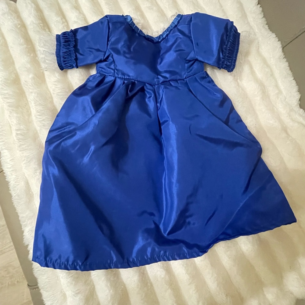 American Girl Felicity Christmas Gown- NIB-Retired!